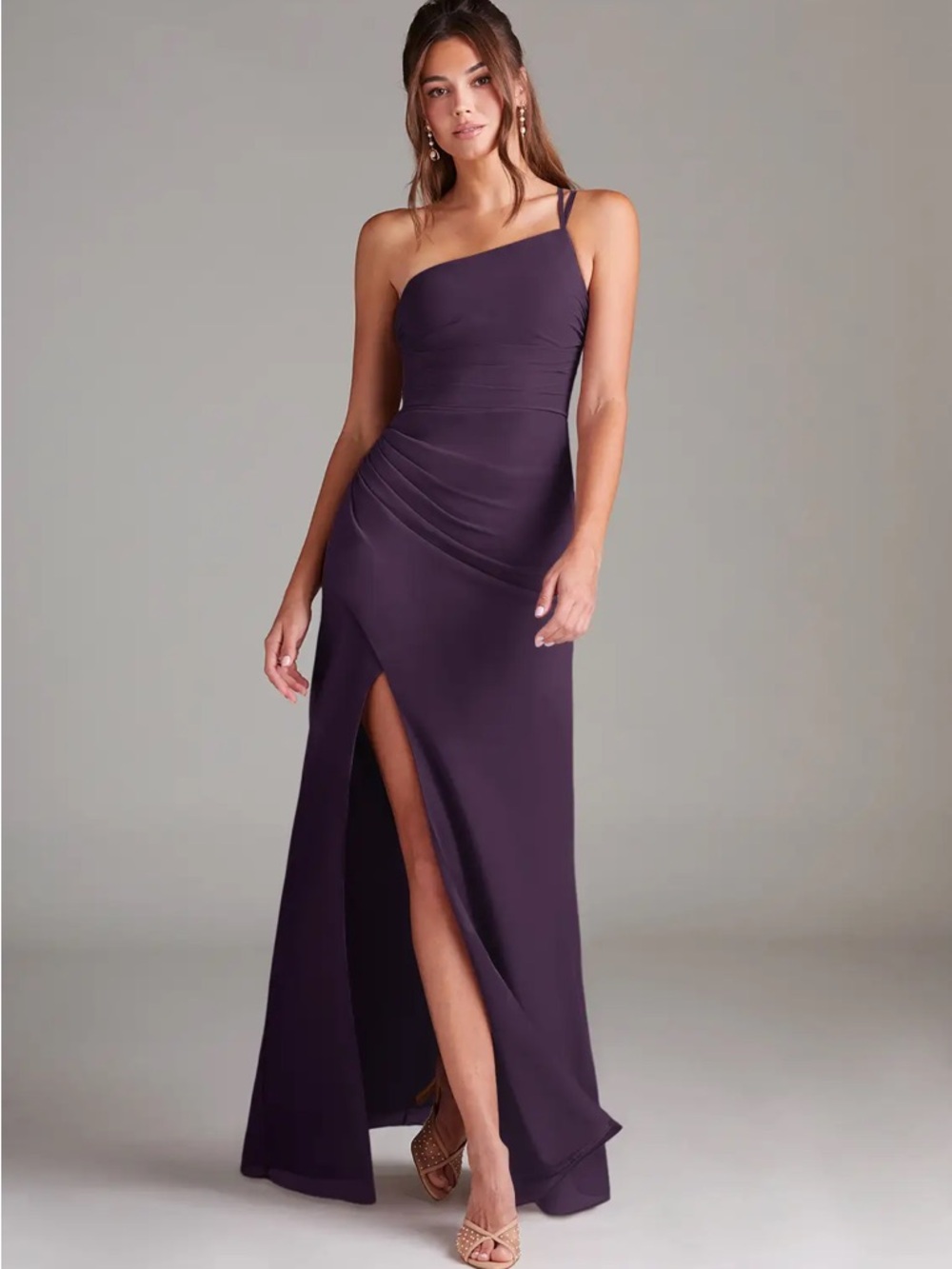 Azazie Eren Bridesmaid dress in Plum size 6